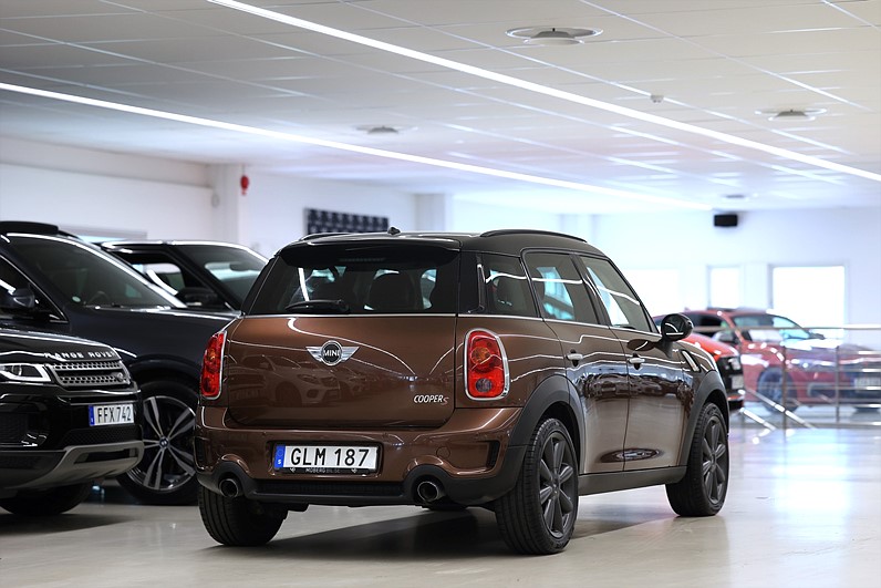 MINI Cooper S Countryman 184hk Chili PDC Skinn