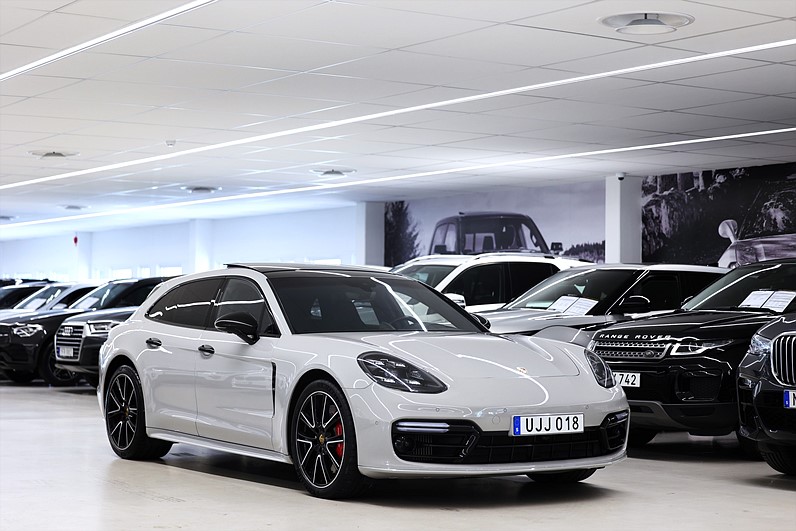 Porsche Panamera Turbo Sport Turismo 550hk Pano BOSE PDK HUD