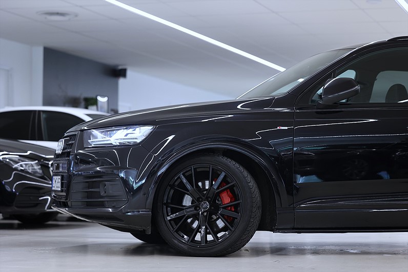 Audi Q7 3.0 TDI Q 272hk S-Line 7-sits BOSE HUD Night vision Cockpit