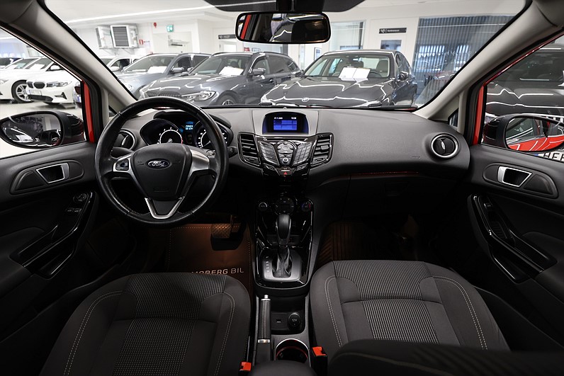 Ford Fiesta 1.0 EcoBoost 100hk Titanium Årskatt 426:-