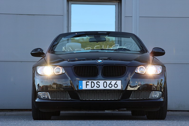 BMW 335i Cabriolet 306hk Sport-Pkt Ferrita Navi Svensksåld