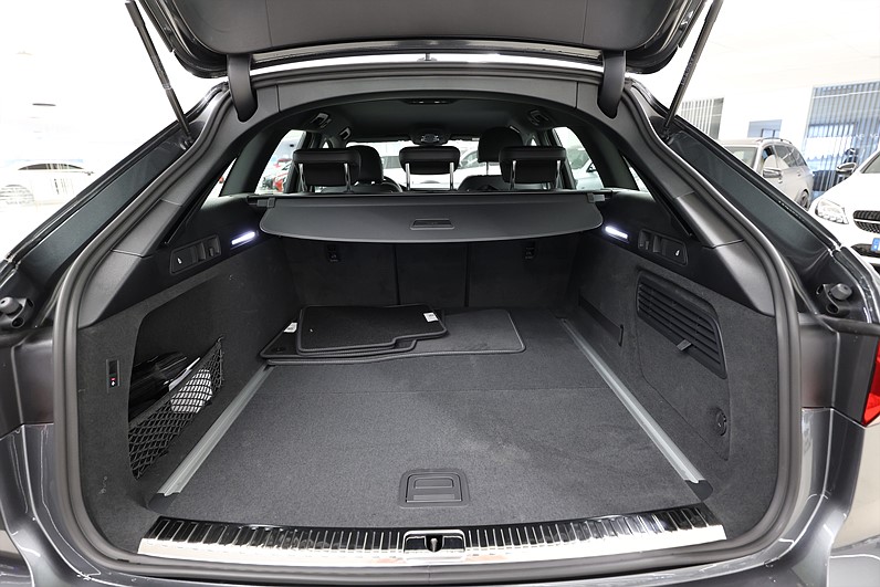 Audi A6 Avant 40 TDI Q 204hk S-Line B&O Värmare Drag Navi