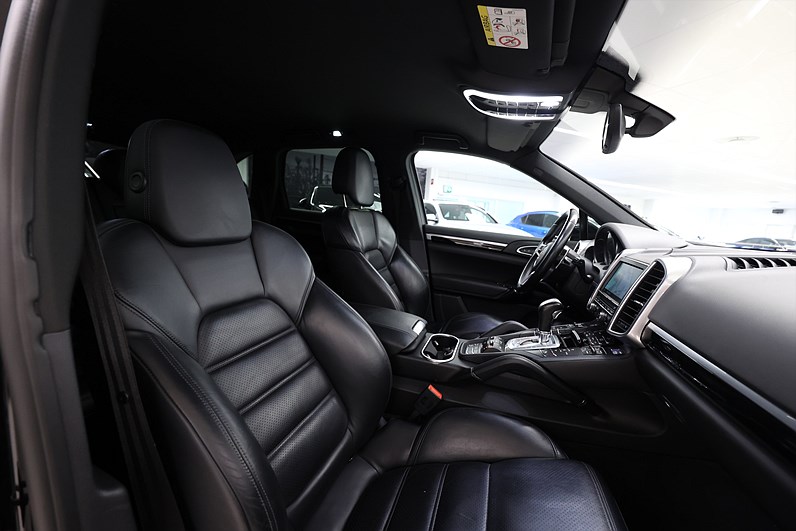 Porsche Cayenne S Diesel 385hk PASM Drag Värmare Sv.Såld