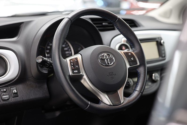 Toyota Yaris 1.5 HSD 101hk Active B-kamera Årsskatt 360kr