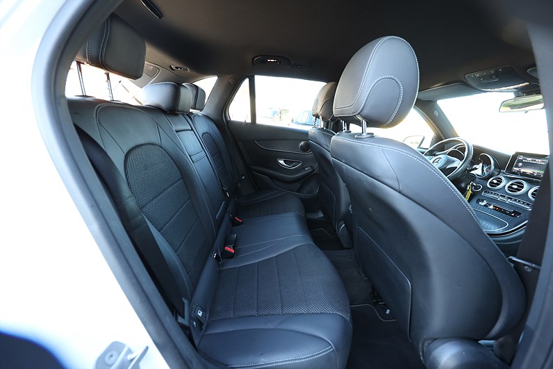 Mercedes-Benz GLC 220 d 4M 170hk Luxury Värmare PDC