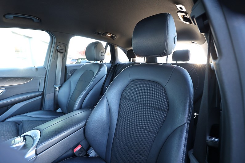 Mercedes-Benz GLC 220 d 4M 170hk Luxury Värmare PDC