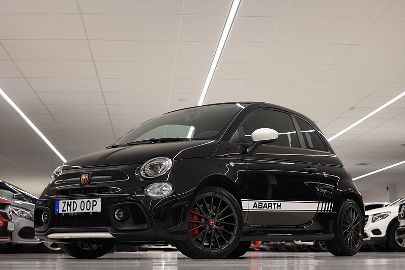 Fiat Abarth 595 Competizione Cab 180hk Kolfiber 192MIL