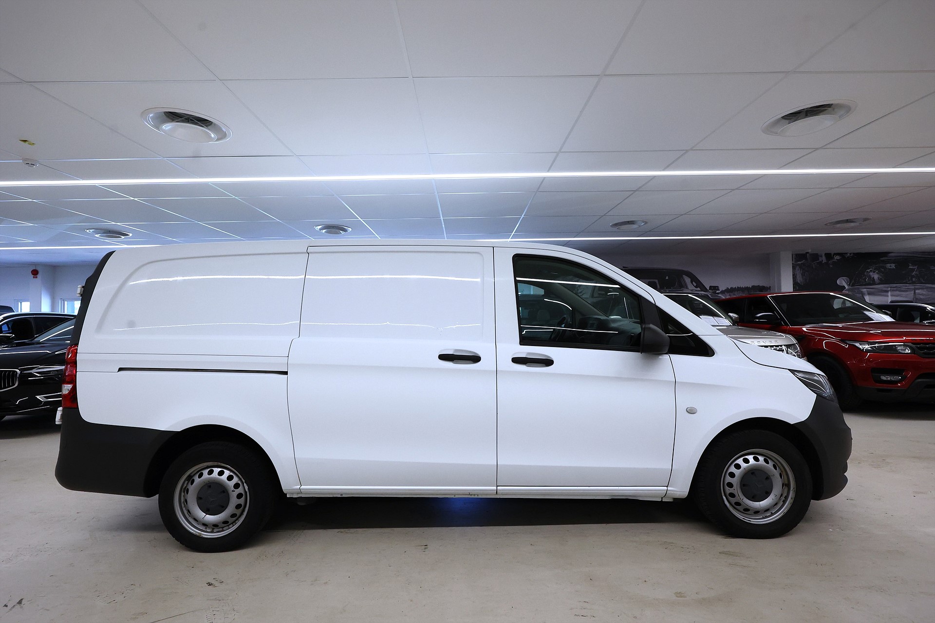 Mercedes-Benz Vito 114 CDI 136hk L2 3-Sits Drag Värmare