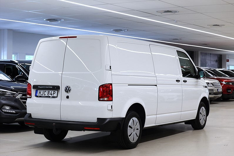 Volkswagen Transporter 2.0 TDI L2 Komfort Värmare Drag LEASBAR