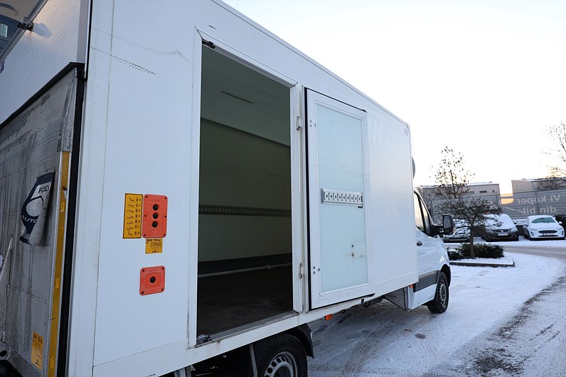 Mercedes-Benz Sprinter 316 CDI 163hk BG-Lyft Volymskåp Värmare