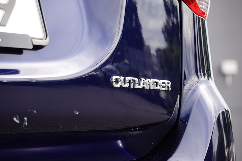 Mitsubishi Outlander 2.2 Di-D 4WD 150hk Business 7-Sits Skinn Drag