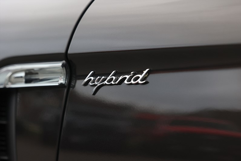 Porsche Panamera S Hybrid 380hk Taklucka PCM Luftfjädring