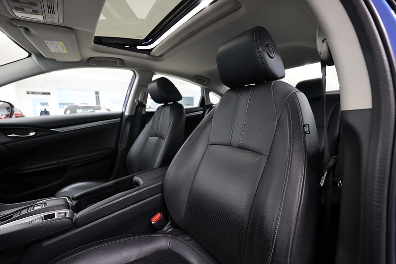 Honda Civic Sedan 1.6 i-DTEC 120hk Executive Premium