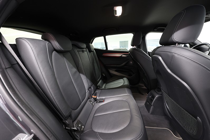 BMW X2 xDrive20d 190hk M Sport X H/K HUD Skinn B-kamera