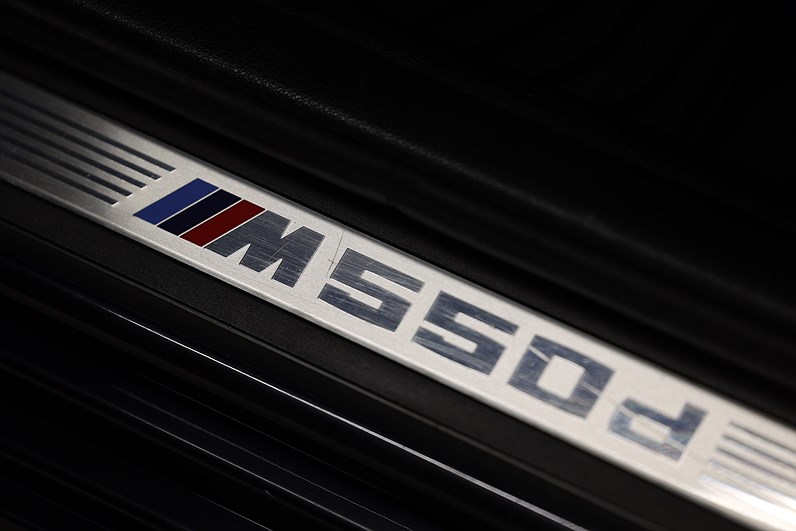 BMW M550d xDrive Sedan 381hk M Sport Taklucka H/K Sv.Såld