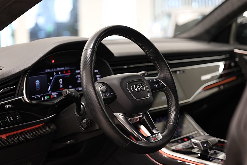 Audi SQ8 TDI 435hk Optik B&O Värmare Night Vision Drag