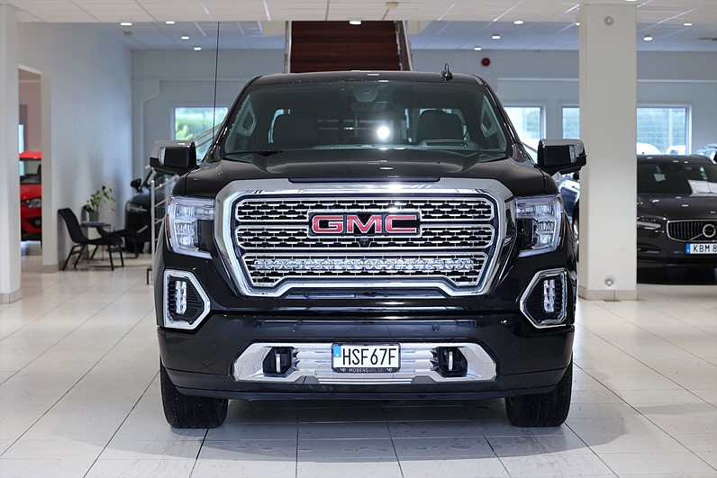 GMC Sierra 1500 Denali 6.2L V8 426hk HUD BOSE Lucka Drag