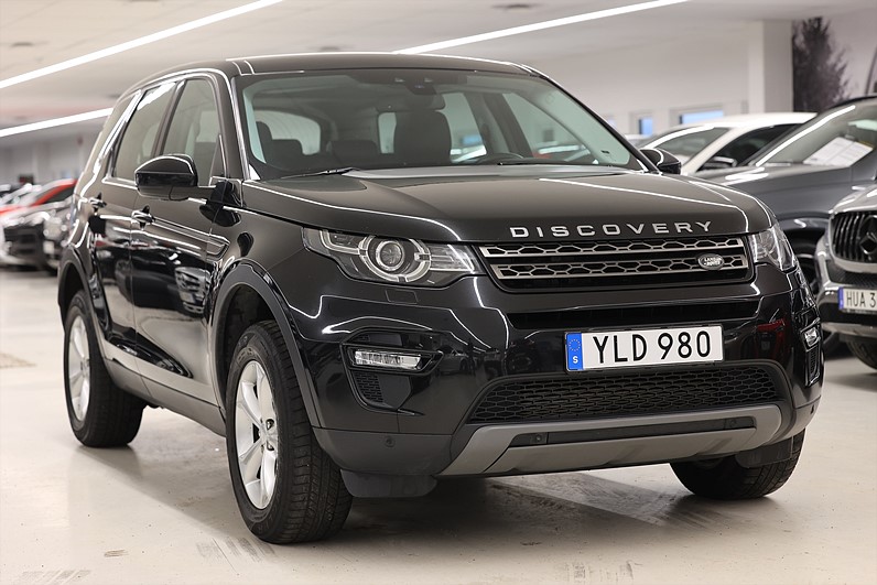 Land Rover Discovery Sport 2.0 Si4 AWD 240hk SE Pano Skinn Drag